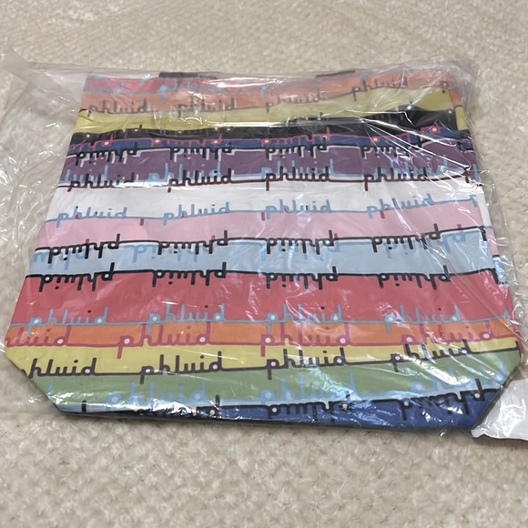 THE PHLUID PROJECT Pride Flag Tote Bag 🏳️‍🌈 - Picture 4 of 7